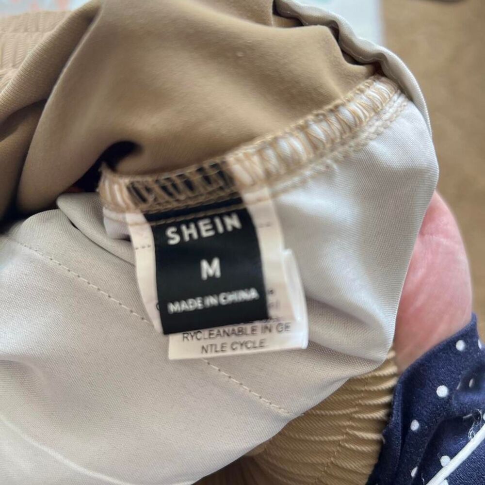Cargo pants - Picture 2 of 2